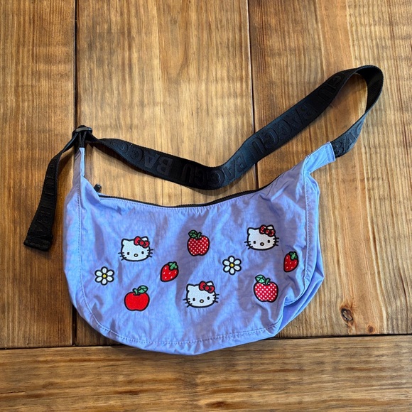 BAGGU Handbags - Baggu Hello Kitty Medium Crescent Bag